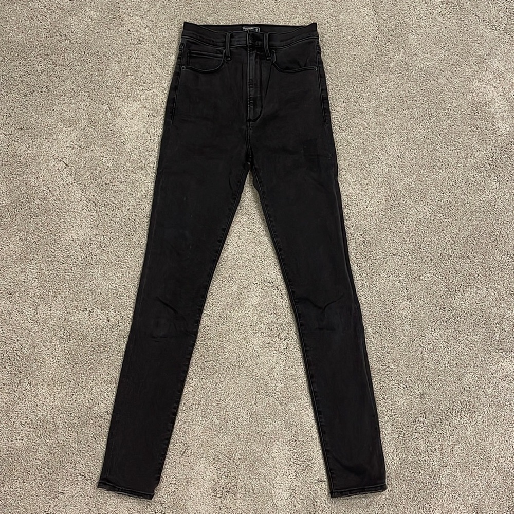 Abercrombie & Fitch- Black Ultra High Rise Super Skinny, size 2L
